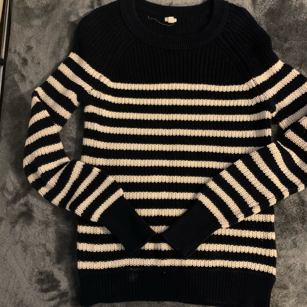 J. CREW SWEATER